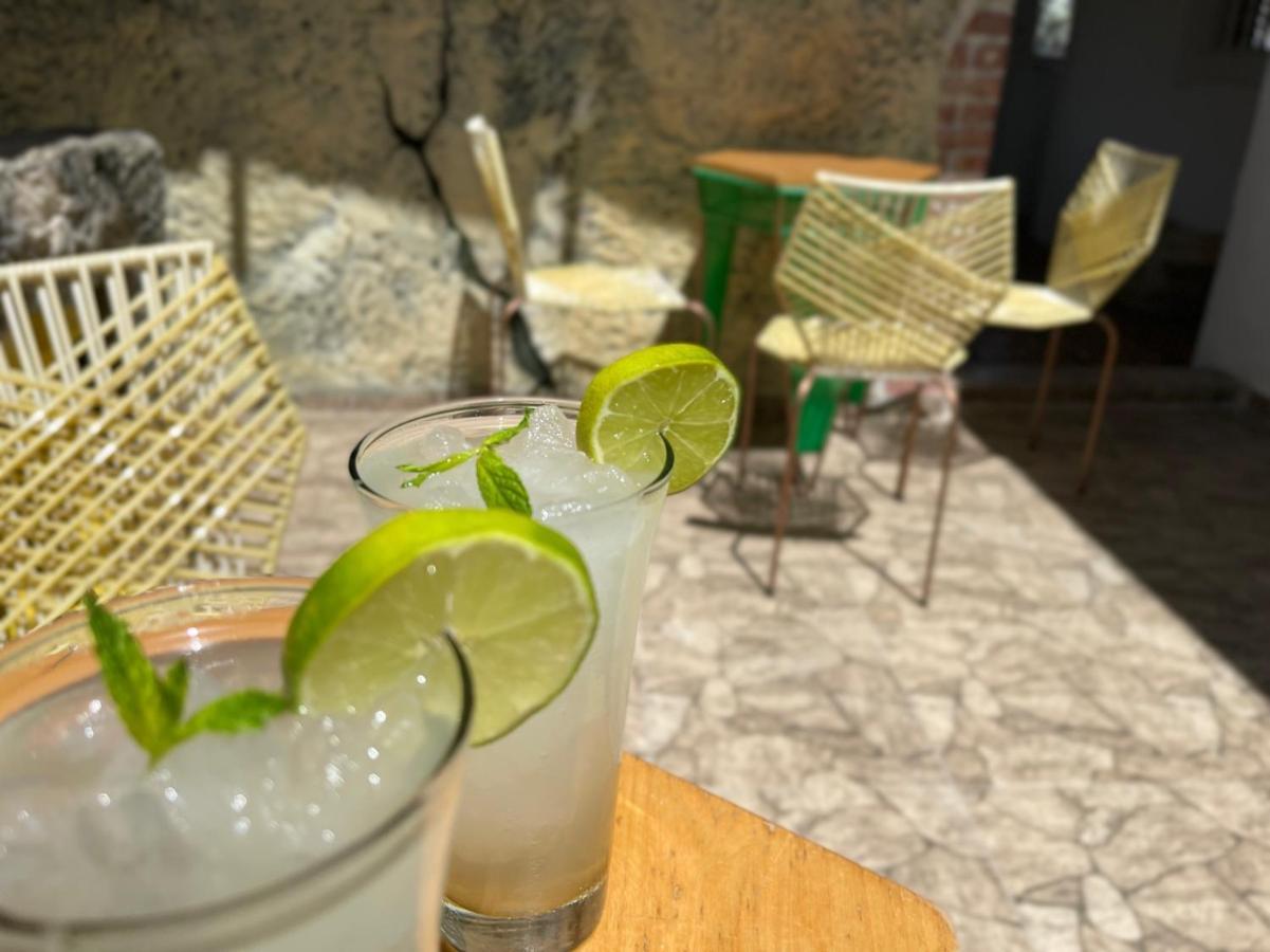Hostal Barajas House Картахена Экстерьер фото