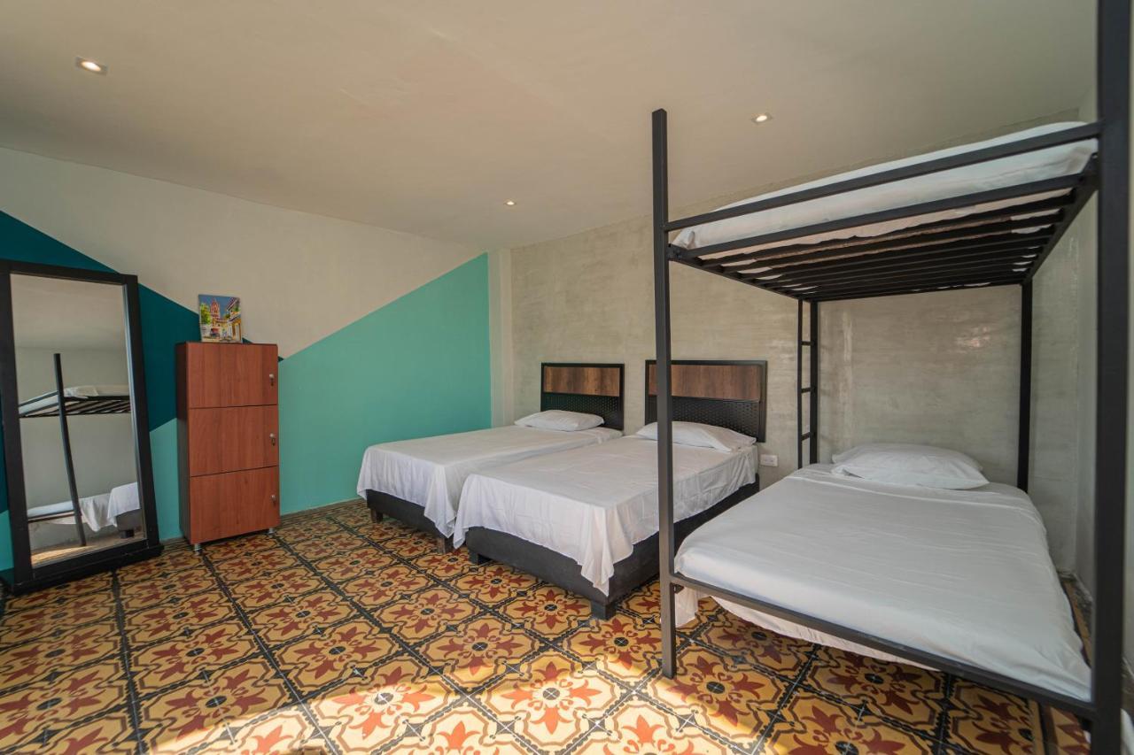 Hostal Barajas House Картахена Экстерьер фото