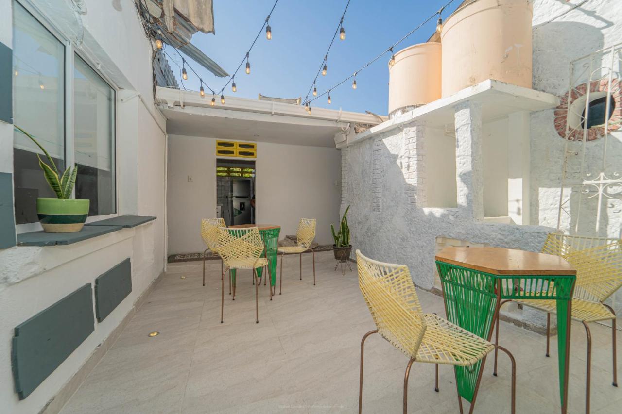 Hostal Barajas House Картахена Экстерьер фото